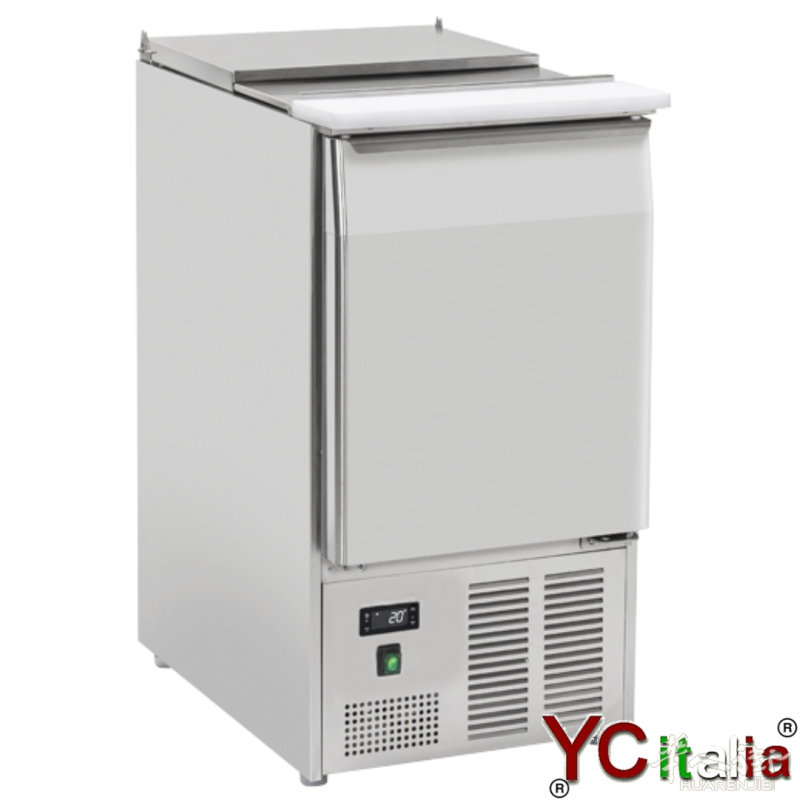 冷藏沙拉吧，尺寸为 450x700x880 毫米，温度范围：+0°C 至 +8°C。专业沙拉吧，单门设计，顶部敞开，配有可上锁的不锈钢盖。意大利境内免运费。