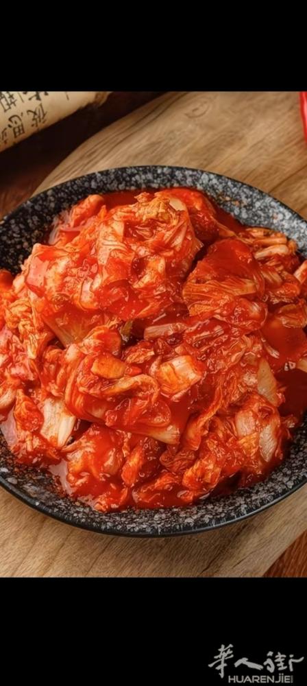 大麻花儿和粘豆包，肉皮冻，油炸糕，香辣牛肉酱，，，，，各种美食热卖中！欢迎新老顾