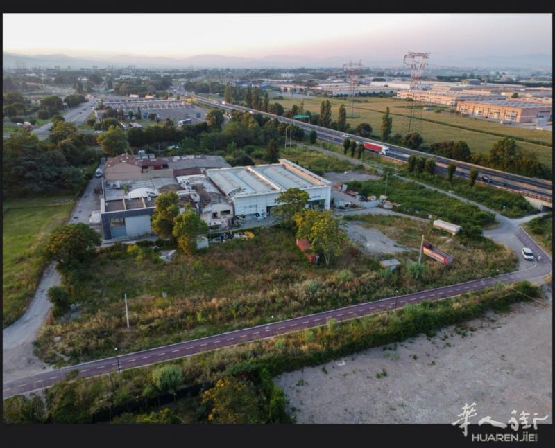 Prato 商业中心招商！总面积约3300平方，独立停车场，目前还剩三家店面，可