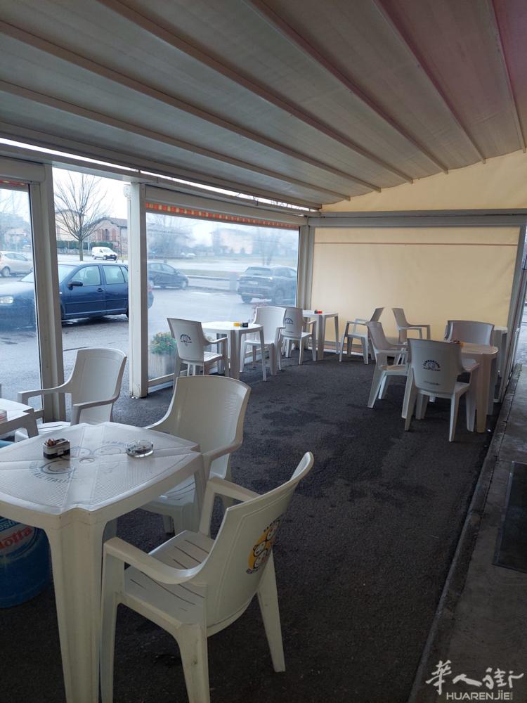 Podenzano出售酒吧  冷餐酒吧，具备(PATENTINO TABACCH