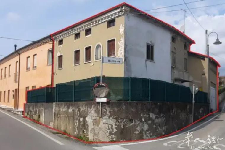 【拍卖房】Pianezze, Vicenza 出售公寓  三室一厅一卫 面积：2