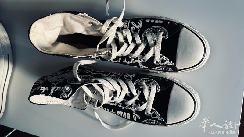 两双converse all star沒穿过鞋，尺寸欧标41码，25一双，自取，