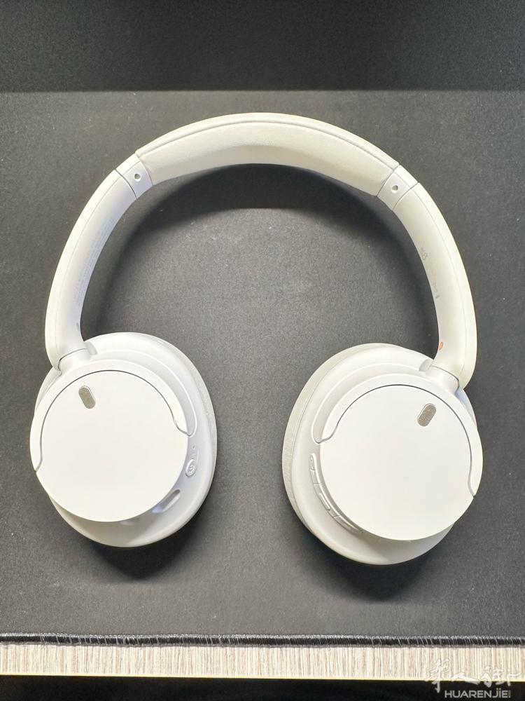 出Sony ch-720n耳机 支持降噪功能 支持通透模式 有需加V：SHM08