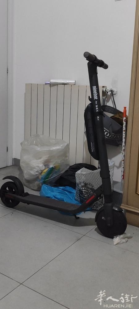 出售基本全新名牌滑板车刚买半个月速度超级快自动巡航，Abs，EBS都有原价600