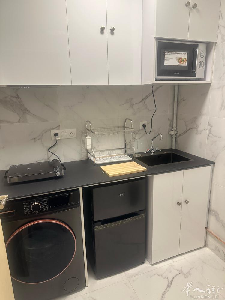 vitry sur seine 多套studio出租，每套780€,不包水电，