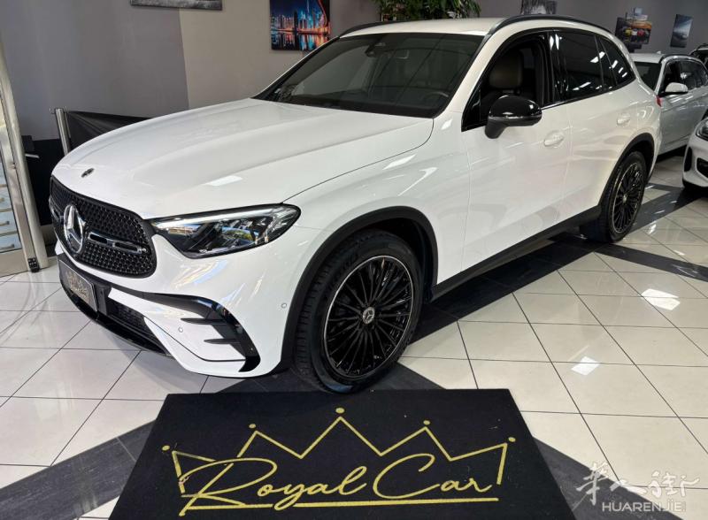 奔驰GLC220d 23年6 AMG套件 19000公里2.0柴油197cv 四