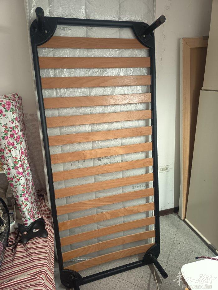 房子装修，🈶家具出卖， 在恩波利红桥附近，可送，电话3510058908