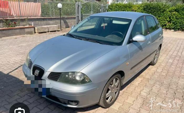 新手车 seat ibiza   2004  汽油 10w 公里  皮带和电瓶新