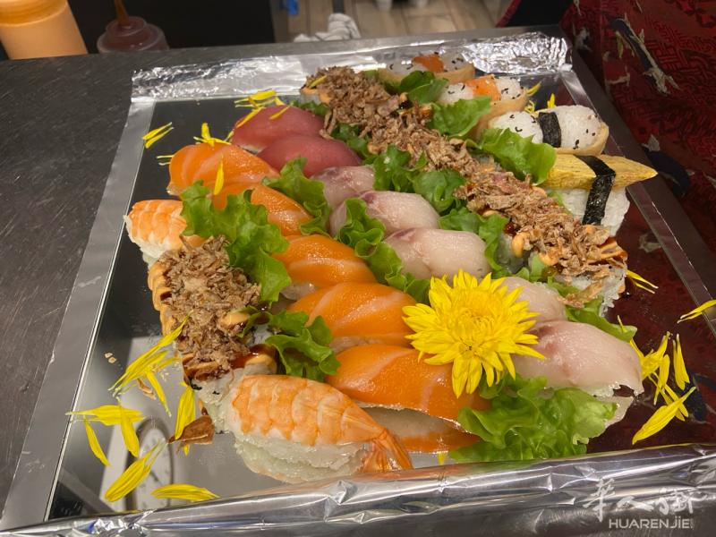 寿司🍱打包店 rimini海边 找寿司会做的杀鱼包卷  要有工作经验的 男女都