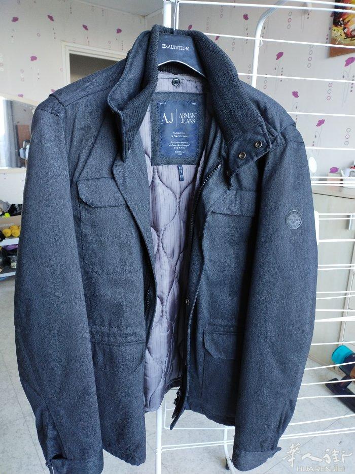 ARMANI 两件套外套，原价400欧买的，现价100欧，几乎全新，穿了一次，因