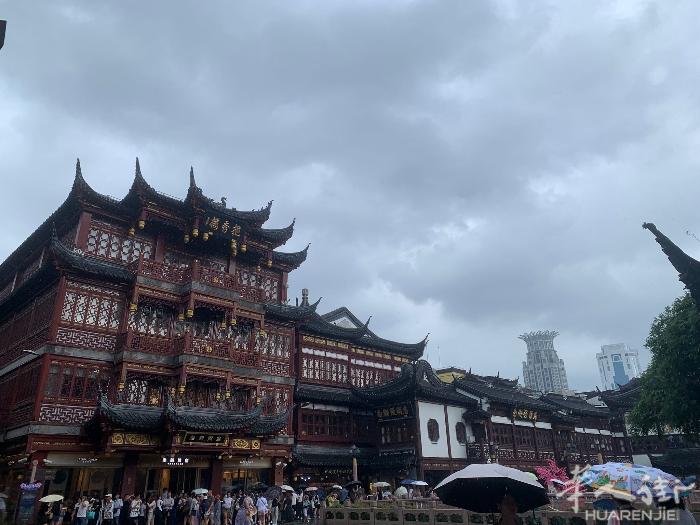 米兰中文家教，多年教学经验，可以根据需求，定制单独课程（比如诗词理解）、也可以根