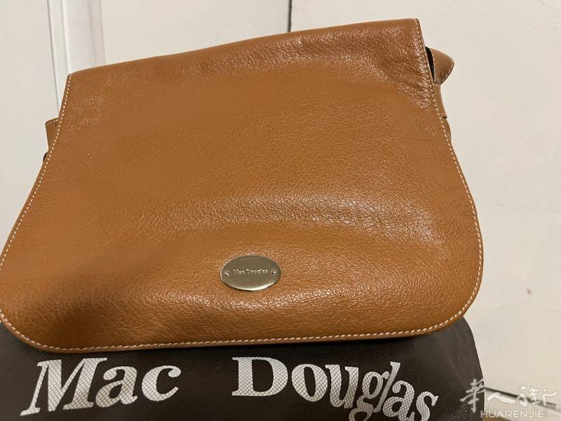 9成新Mac Douglas包，原价285欧，现80欧出售。