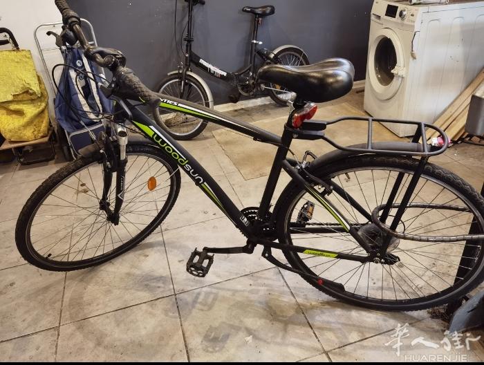 出售二辆自行车，一辆9.9新的90欧，一辆旧的50。车况结实抗造。