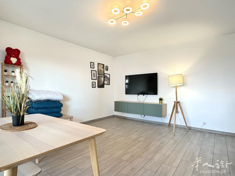 93 Rosny-sous-Bois，离地铁DHUYS 仅5分钟，4房1厅 95.20平 出售