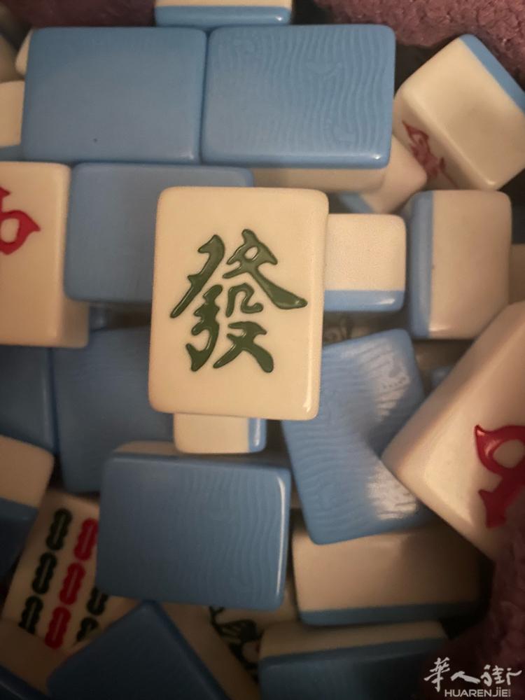 麻将牌新4寸牌40欧