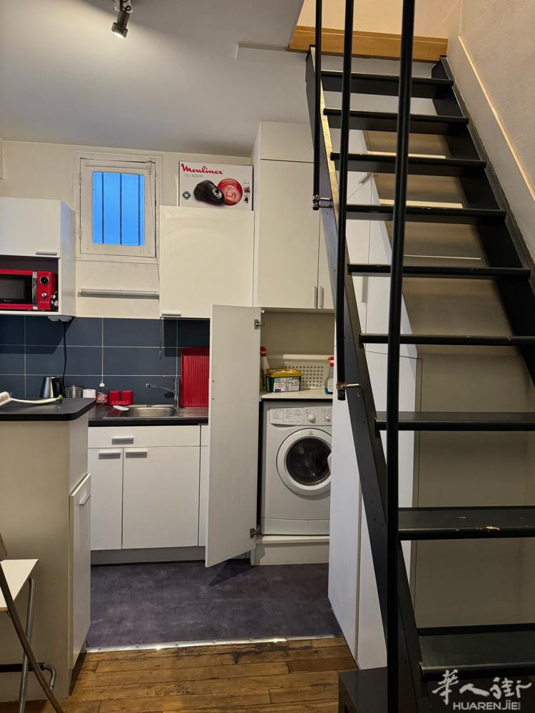 【小巴黎17区南边24平loft900€/月】   挨着Neuilly sur