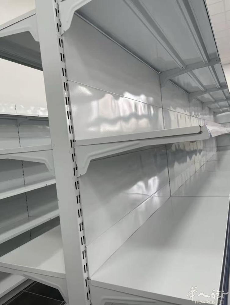‼️‼️‼️百货店清仓，九成新白色货架转让（2021年罗马大北京货架）120cm