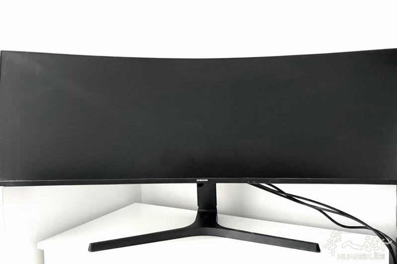 Samsung 电脑曲面屏 110cm / 43.4 pouce 499€ 可议