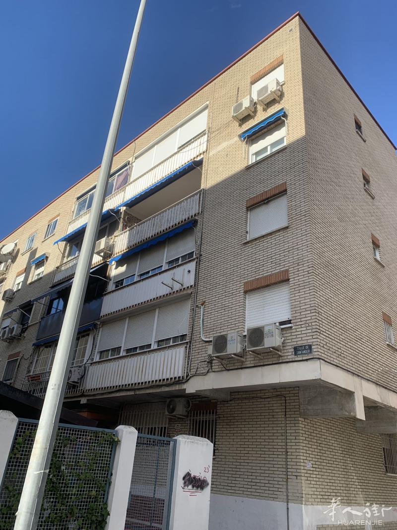 免中介 整套房3室一厅拎包入住，在parla 火