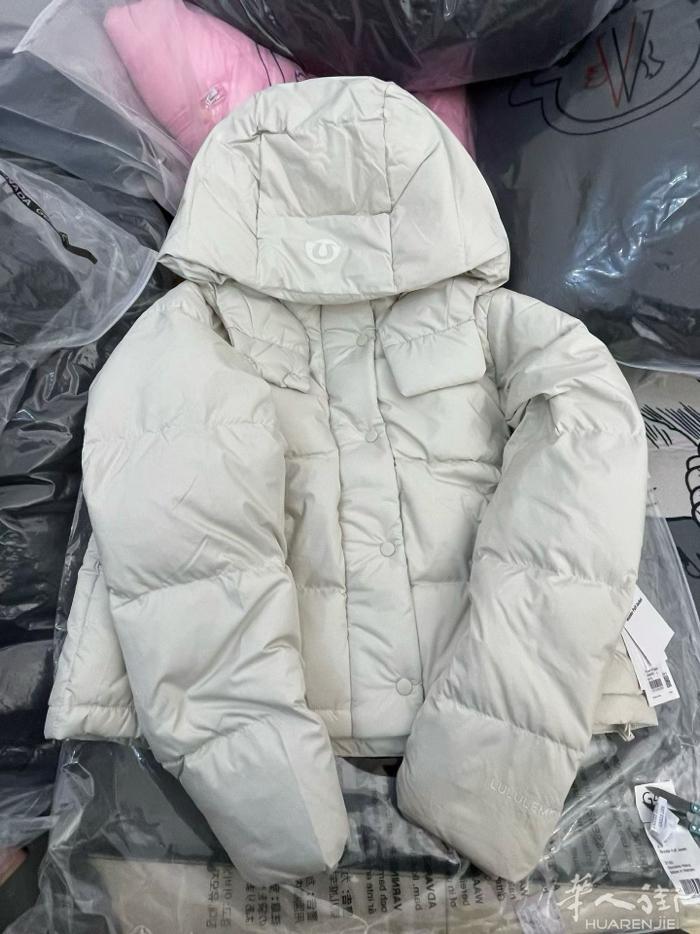 做鞋 衣只做天花板 ​眼光要长远  处事要专一 ​品质  效率  专业   始于