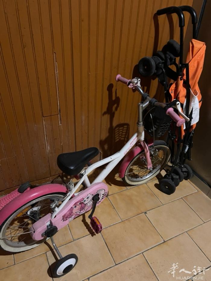 儿童自行车20欧元，自取