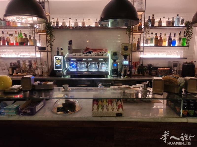 Milano黄金地段 · 老字号酒吧诚意转让   现出售 Bar Ar