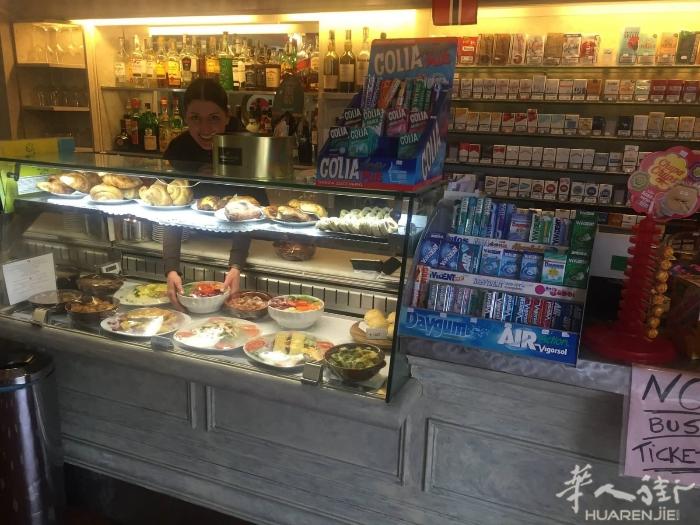 我们出售一家重要且历史悠久的商业经营项目 包括：酒吧、简餐（Tavola Cal