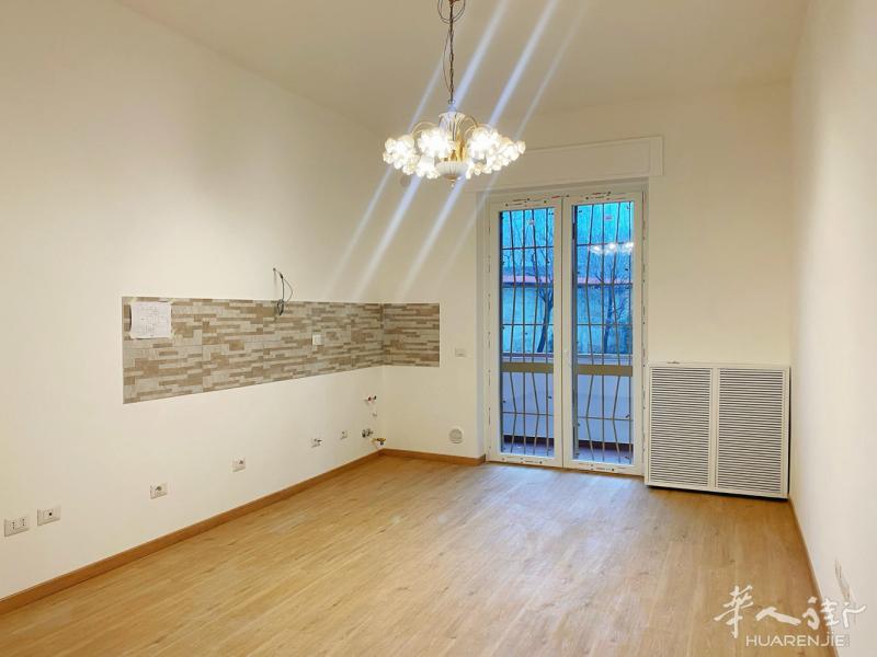 米兰via padova 95 两室一厅两卫 出售