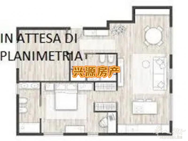 Prato 在Galciana 有院子车库落地房出售： 四房一厅一卫 厅连厨房