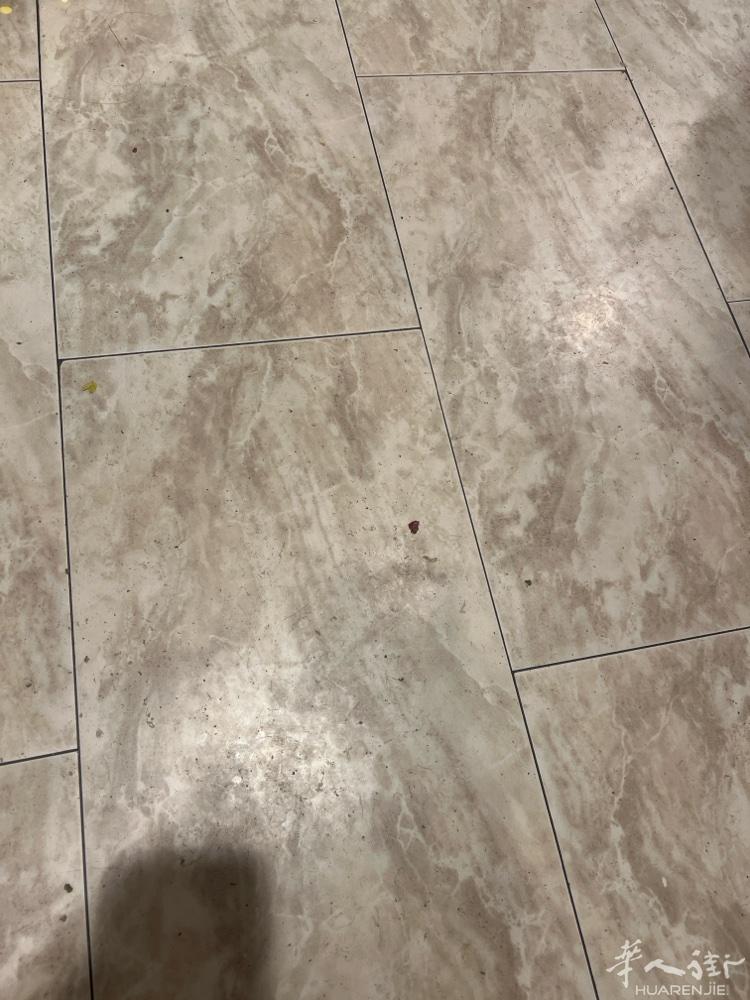 都灵小吃店 招 临时 厨师  学徒  帮忙2个月左右
