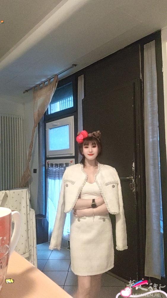 小香风卖了补货的套装