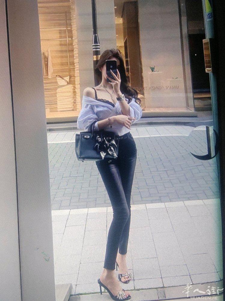 本人刚到旅游证，32岁，162高，48kg，想找按摩店上班，或兼职