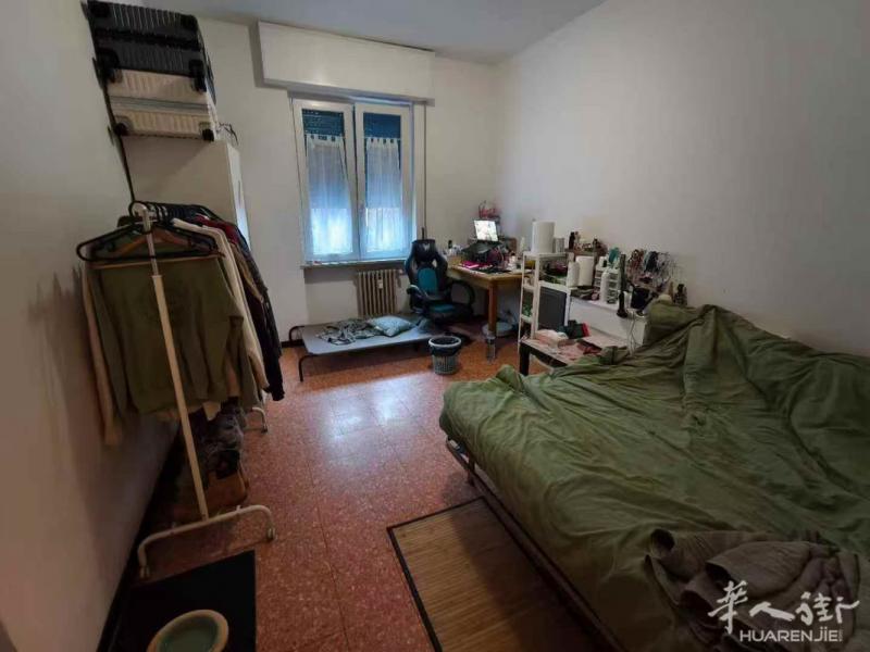 微信milanzufang001 🌼黄线brenta走路5分钟，2室出租。地址