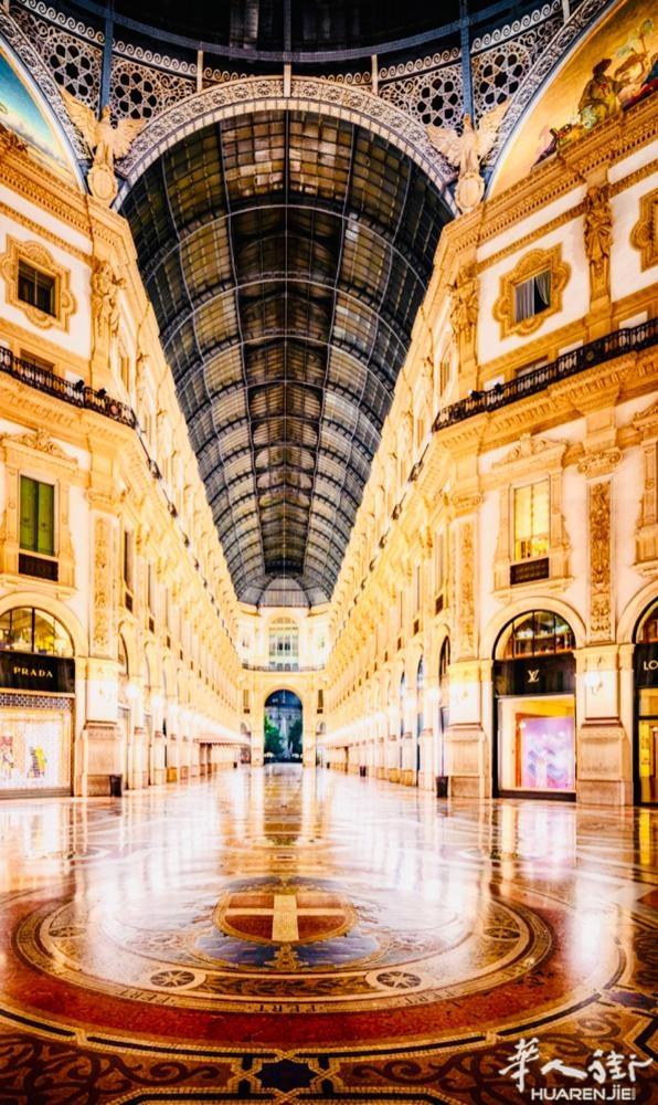 piazza Duomo Galleria 餐馆+ 酒吧转让，310平方米，餐厅