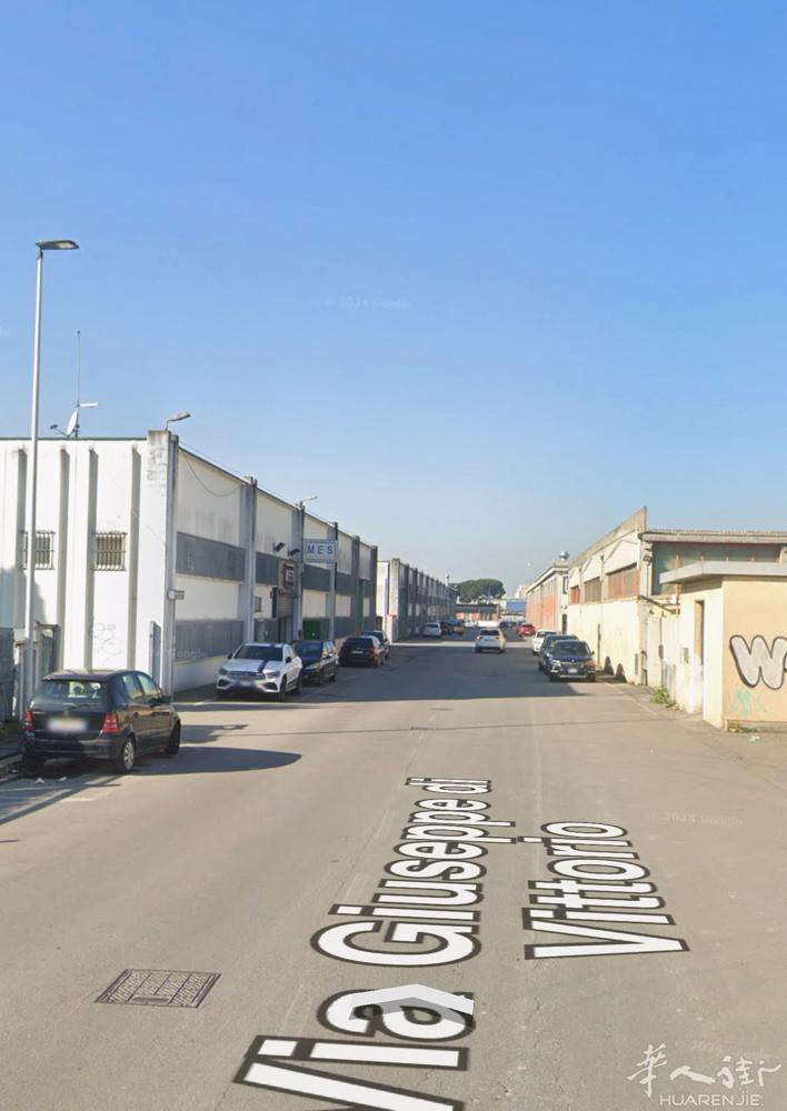 FIRENZE 3600菜市场附近皮包工厂转让 厂内有空调，环境可 价格面谈 联