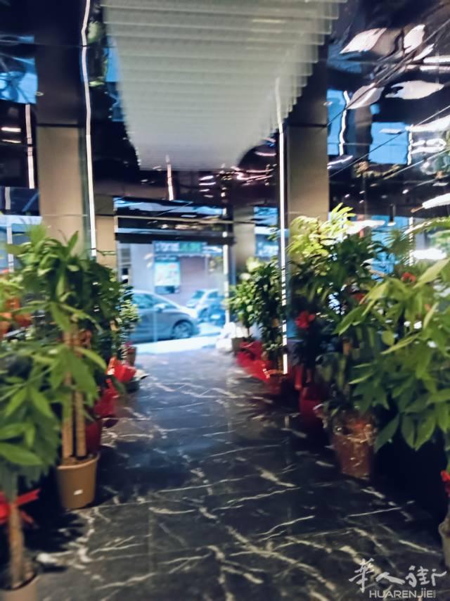 西班牙装修公司，电话642050760
