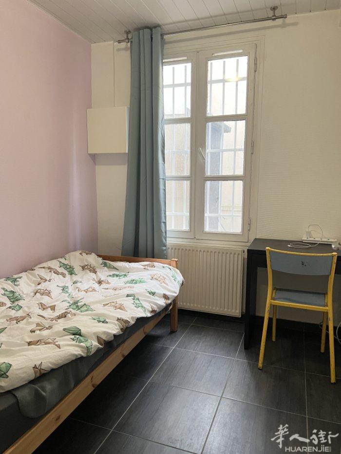 只供中国留学生，工作无居留免打扰。位于94省Vitry Sur Seine 区