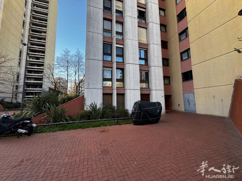 Créteil 优质家庭公寓出售 面积：93.82㎡  朝南，带阳台车库，拎包入