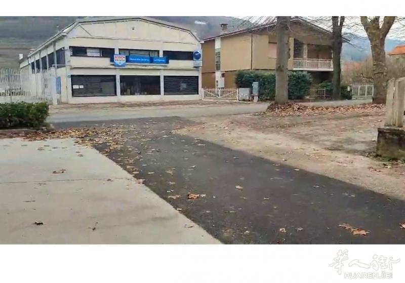 出售cuneo 地区350平方店面 20公里没有百货店 小地方2500人口