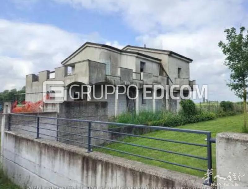 【拍卖房】Giacciano con Baruchella, Rovigo 出售
