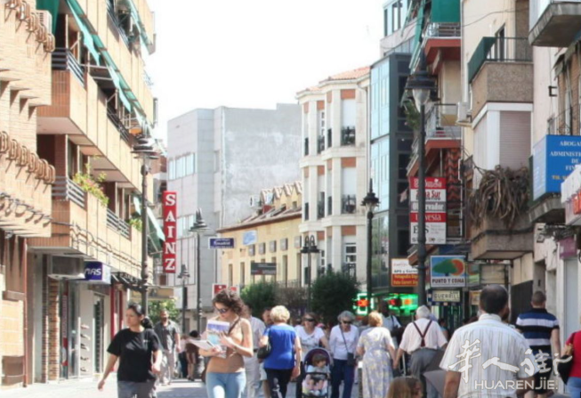 getafe市中心步行街calle madrid | 年营业额70万欧 | 热门稀缺位置 | 餐厅转让