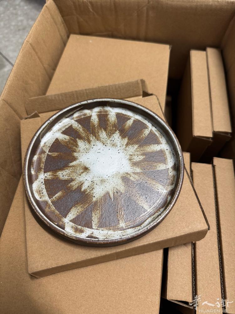 15×15cm的圆盘  有45个。全新的，65欧全拿走      vx:shiy