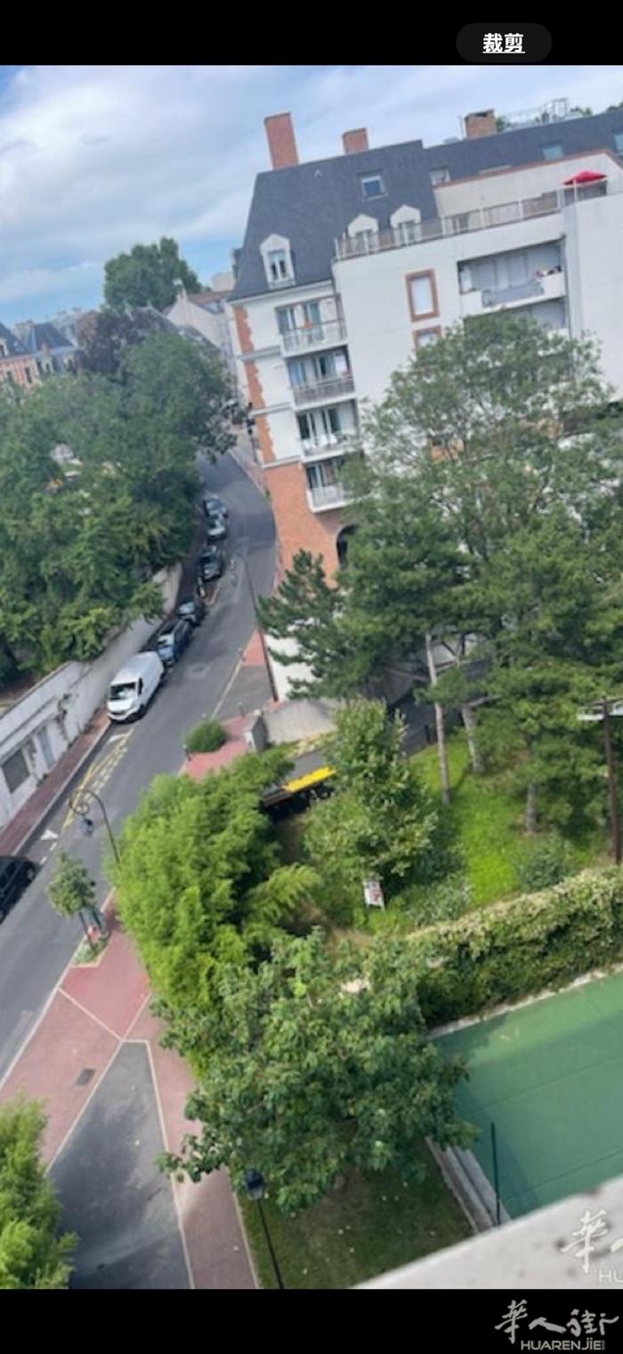 富人区65平方带家俱分租一间mero 8号Charenton eecole离地t