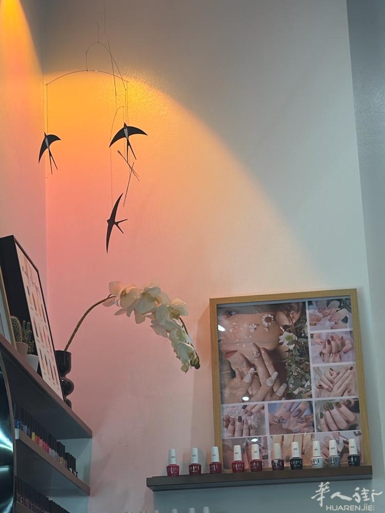 de angeli 地铁口走路一分钟  十几年的老店 招中工1名  小工2名