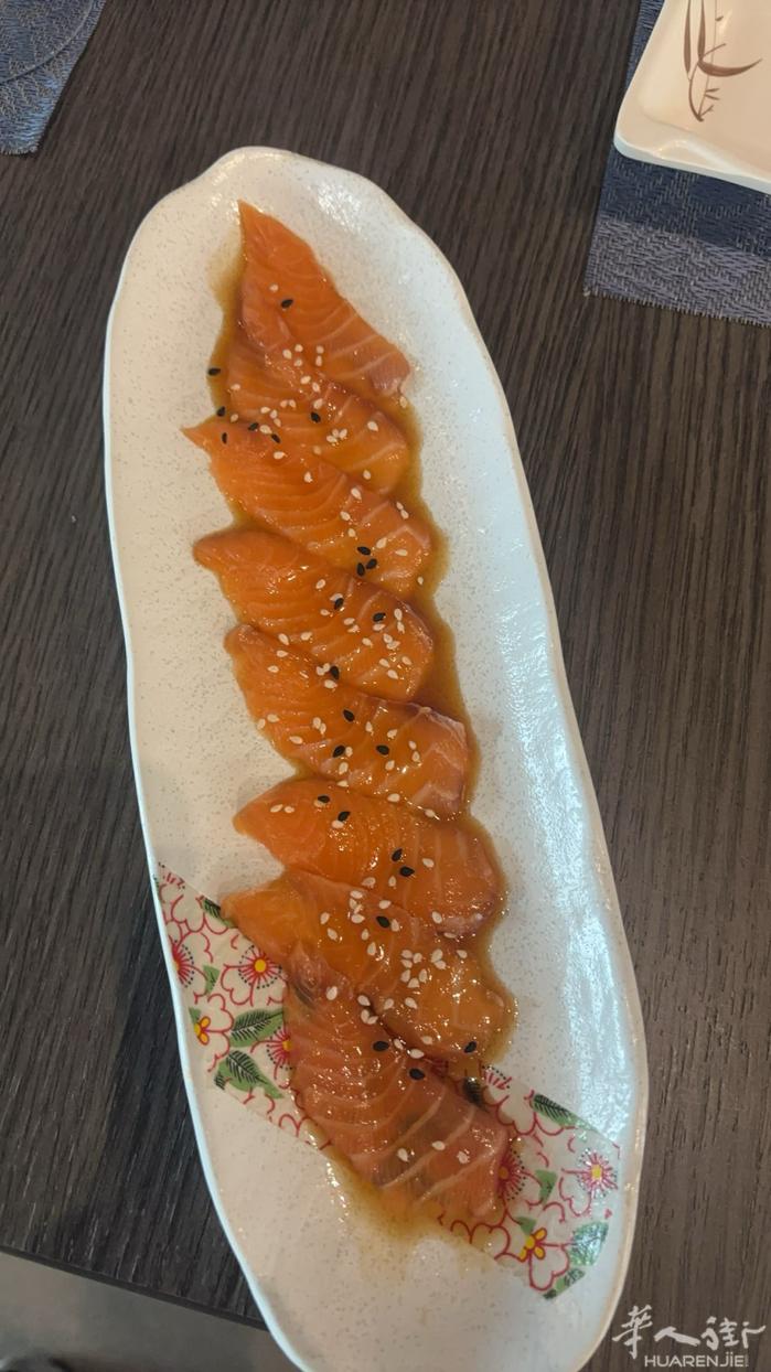 中日包餐转让 小城市 适合两夫妻经营。 非诚勿扰3341501736