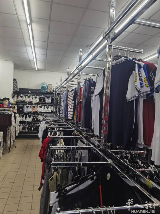 出售几组服装架子双面和单面和挂钩有需要的微信hu3