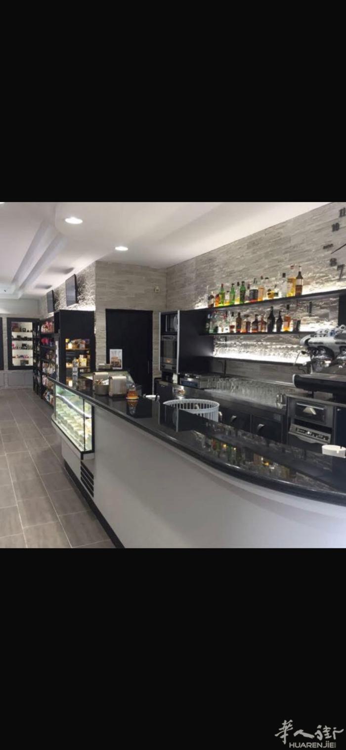 Roma quartiere di lusso bar tabacchi agg