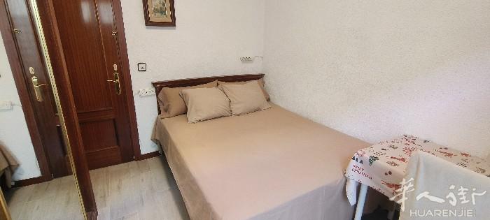 1号线Tirso de Molina附近房间出租，全新装修，阳台房，需要加微an