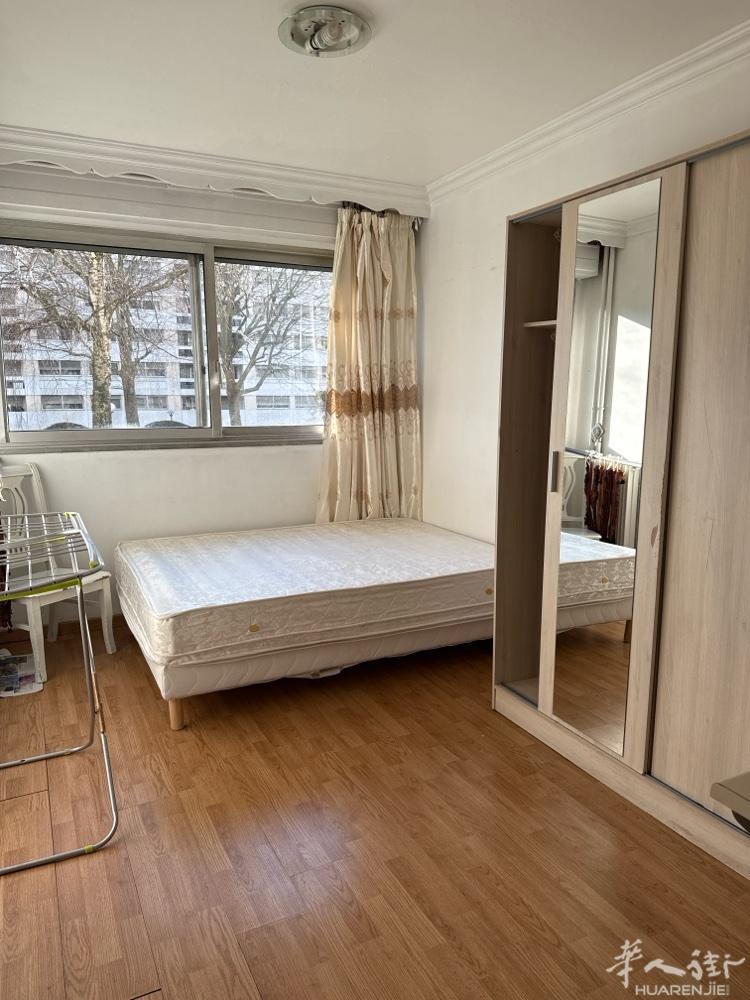 拉姑耐无西无特单人房间