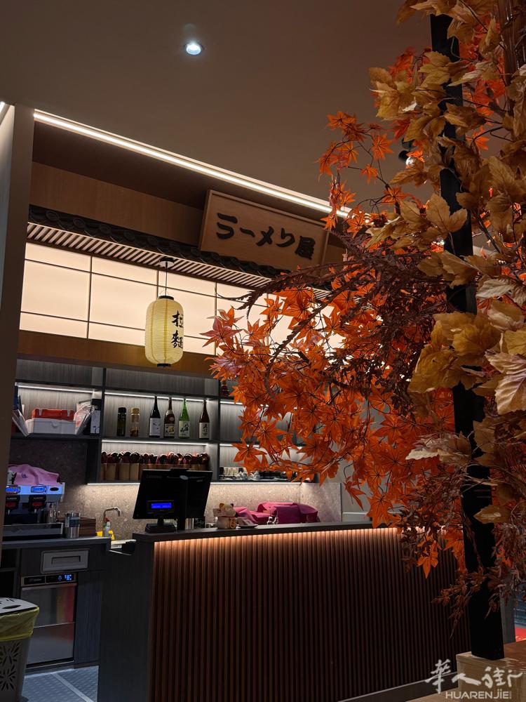 米兰边拉面店招聘跑堂/洗碗工/  castellanza/busto 附近 ·